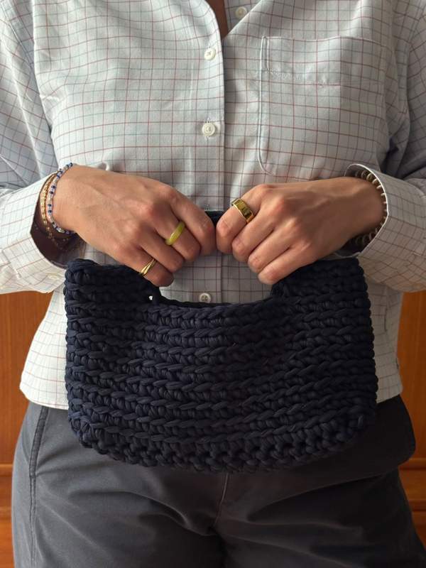 Crochet Your Own Handbag — 1